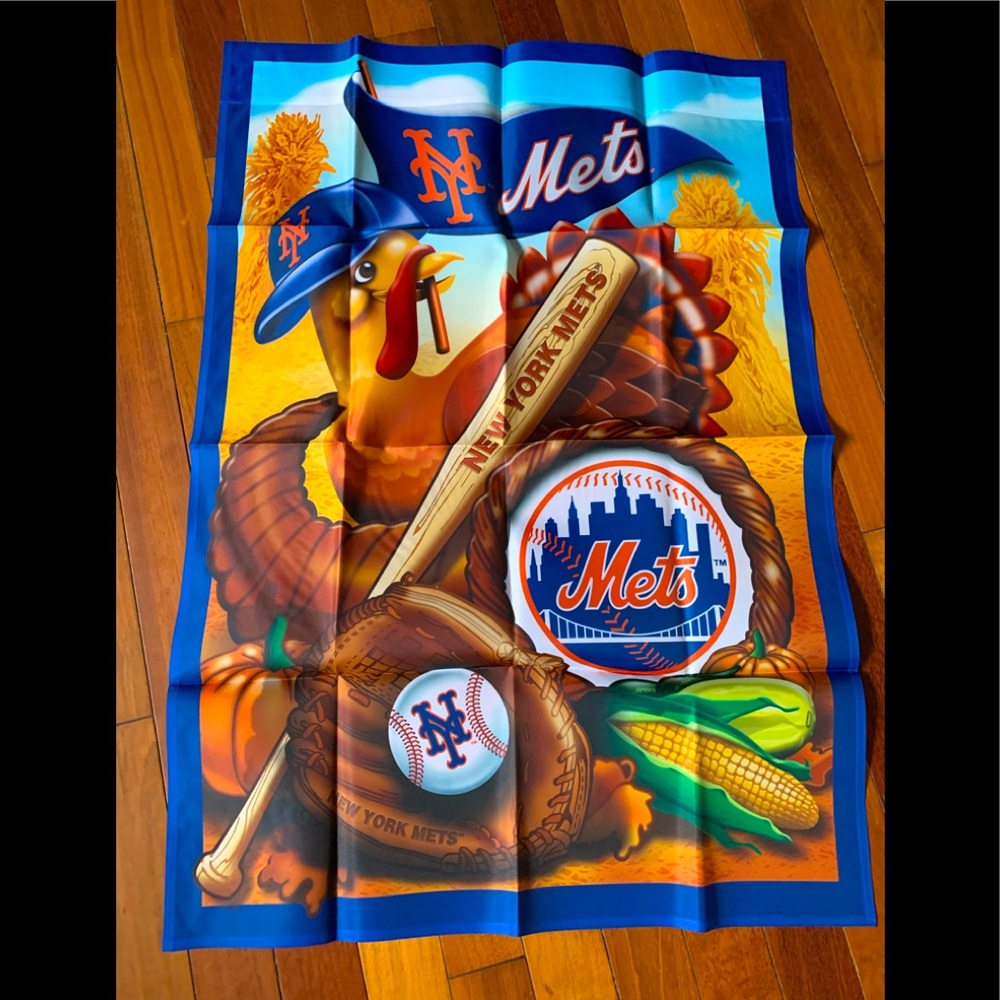 NY METS Thanksgiving Turkey themed outdoor flag.